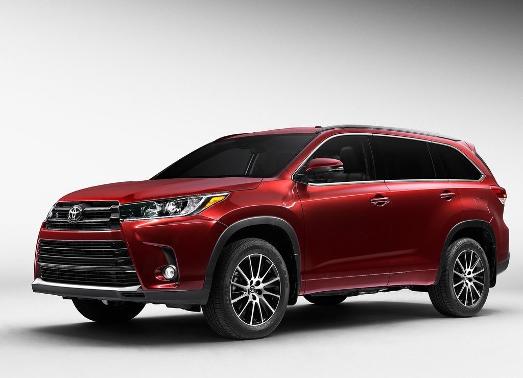 TOYOTA HIGHLANDER